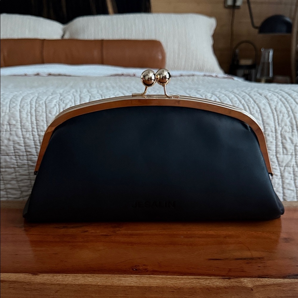 Jesalin Aluna Kisslock Black Leather Clutch